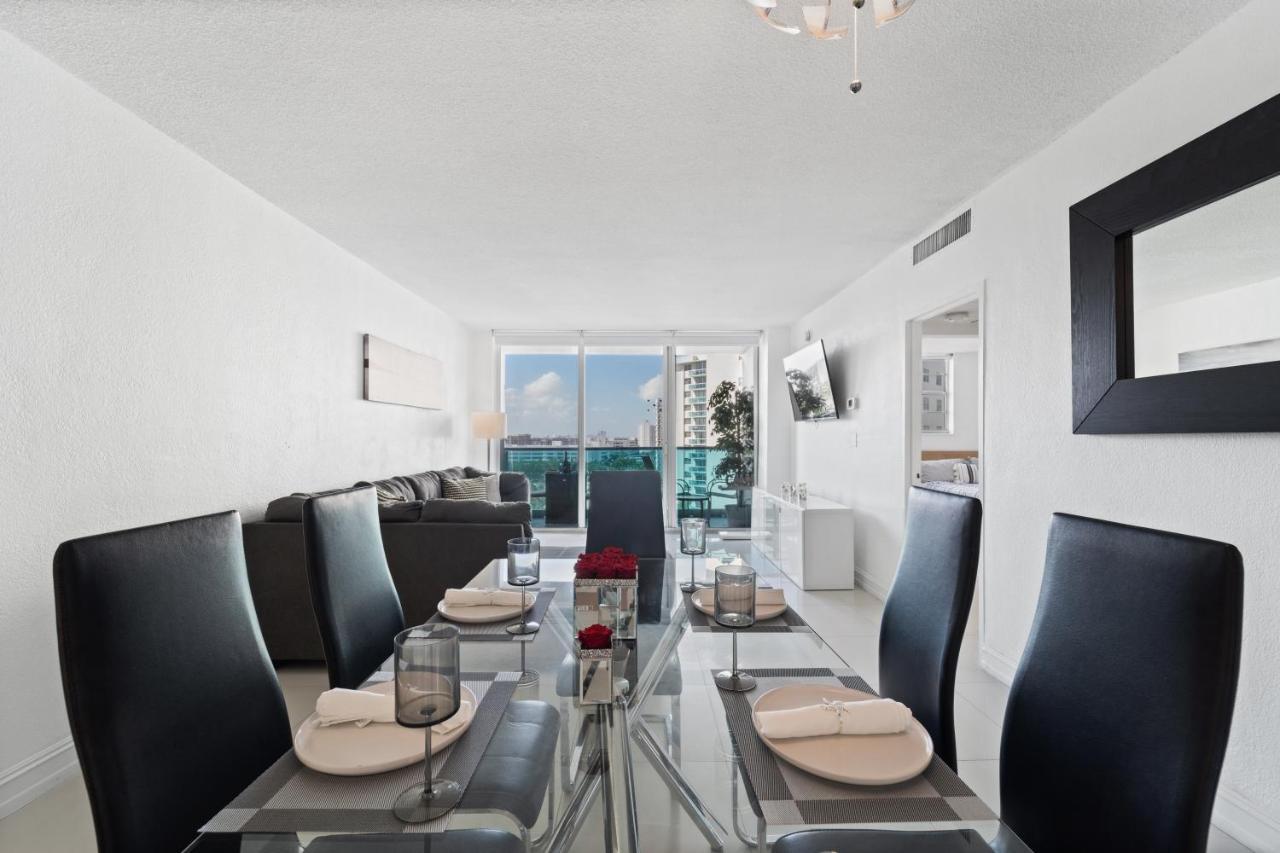 Luxury Beachfront Condo Private Beach Access, Pool & Game Room!!! هوليوود المظهر الخارجي الصورة