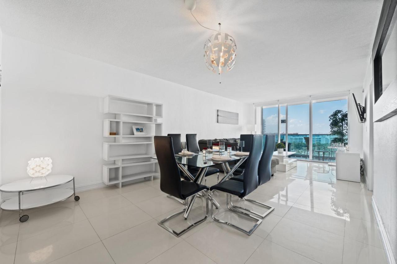 Luxury Beachfront Condo Private Beach Access, Pool & Game Room!!! هوليوود المظهر الخارجي الصورة